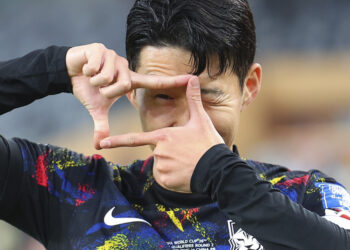 ¿Reemplazo de Denis Bouanga? LAFC negocia bombazo con Tottenham