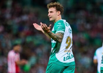 Chivas sufre y cae en La Laguna